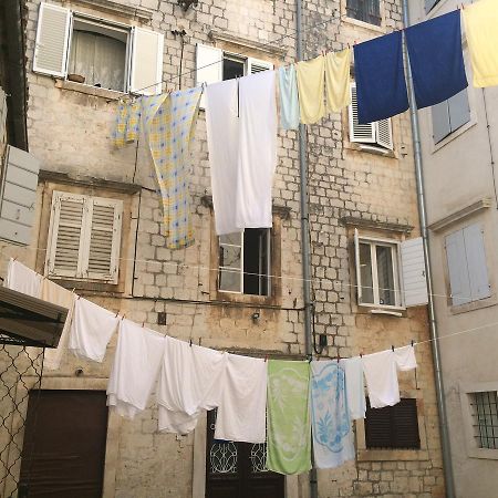 Room Mira Trogir Exterior foto