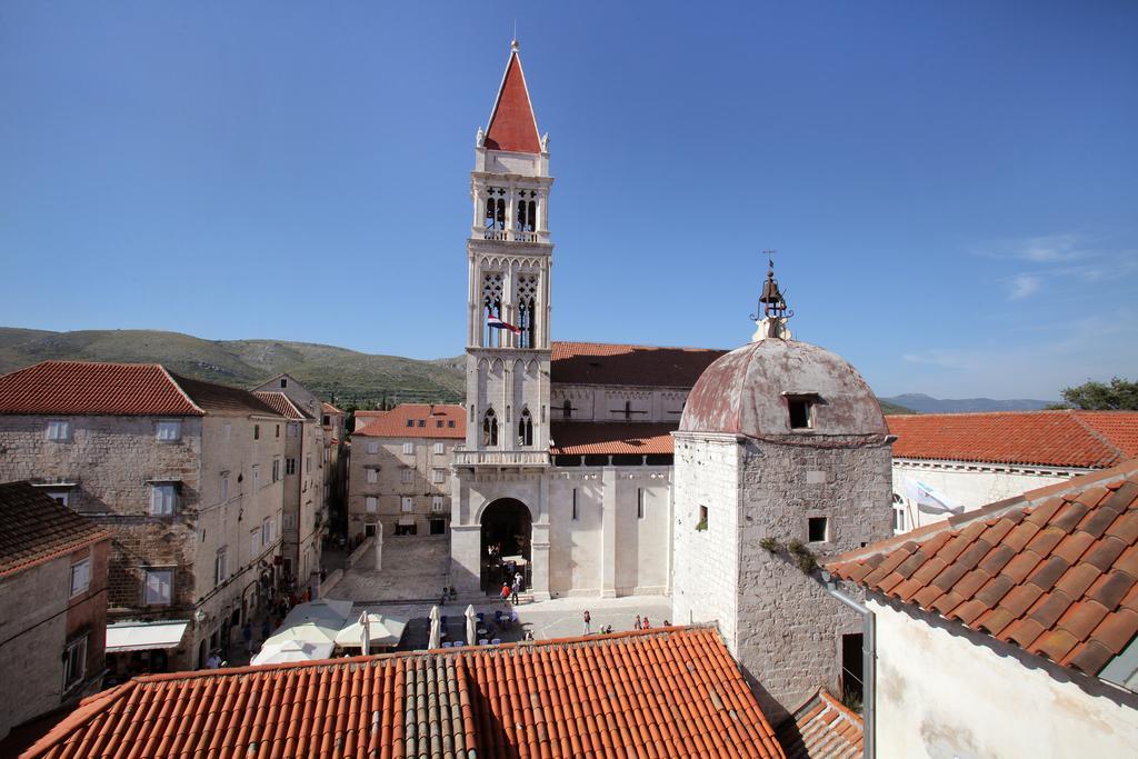Room Mira Trogir Exterior foto