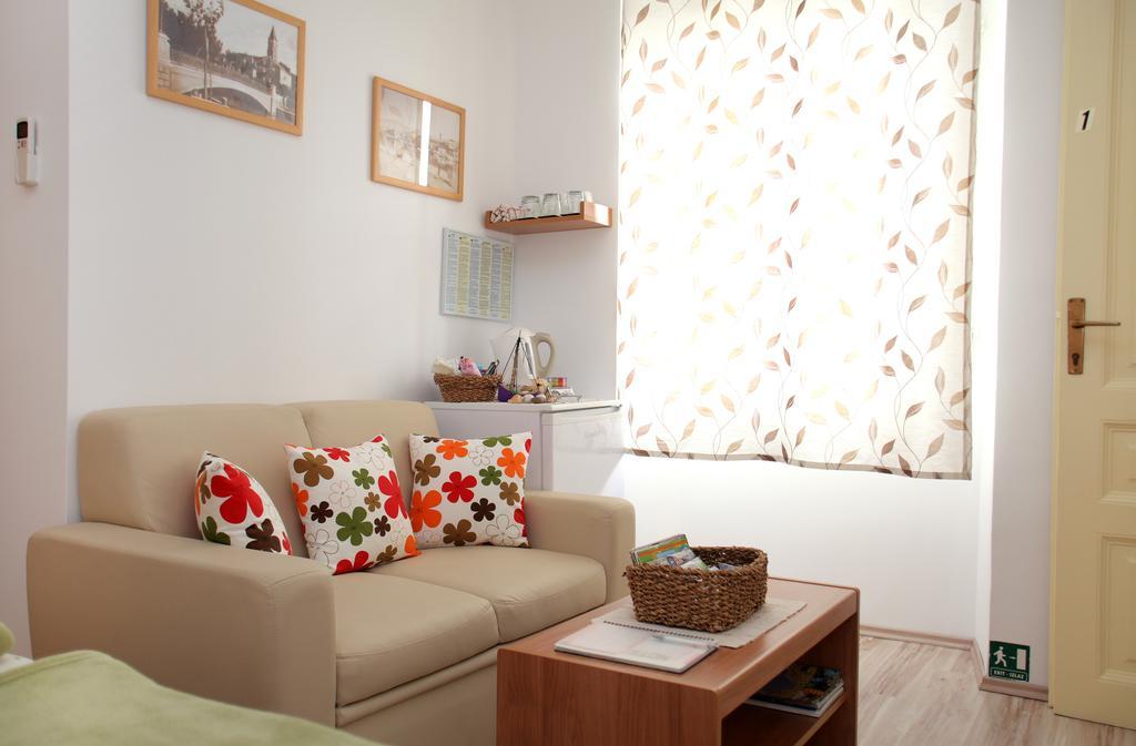 Room Mira Trogir Exterior foto